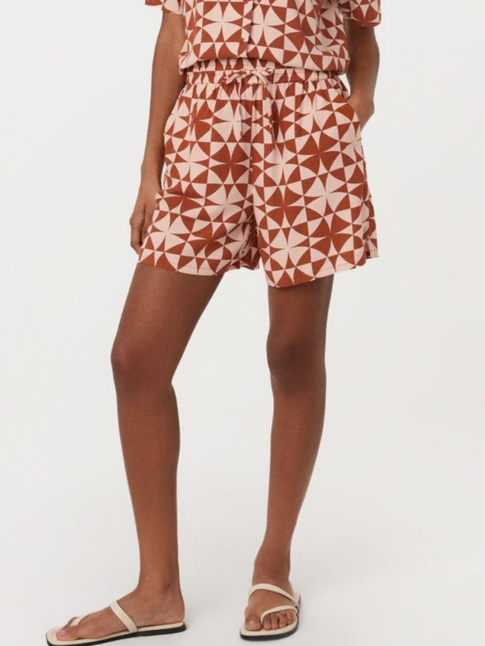Frank and Oak Annie Pull On Loose Short in Red Clay / Size Small